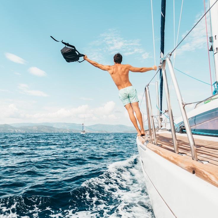 WarmCandleHouse yacht fleet